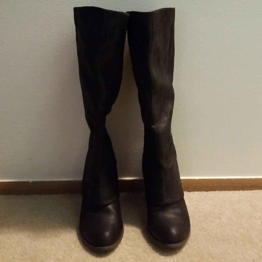 Knee high boot